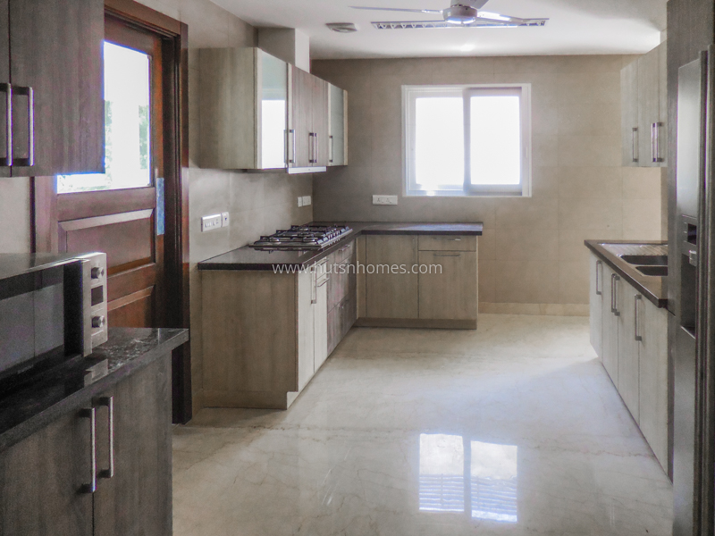 4 BHK Duplex For Sale in Shanti Niketan