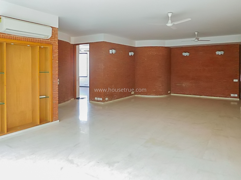 3 BHK Builder Floor For Rent in Safdarjung Development Area