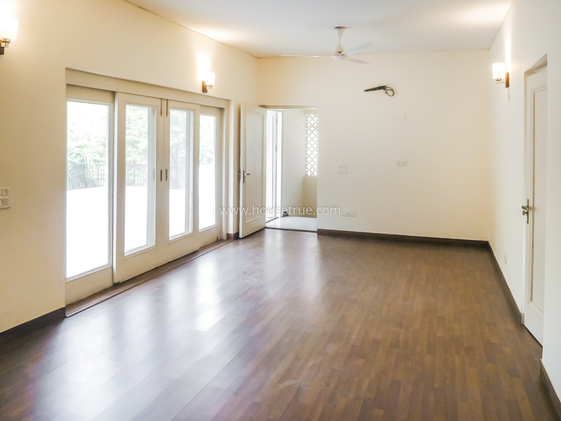 5 BHK House For Rent in Defence Colony