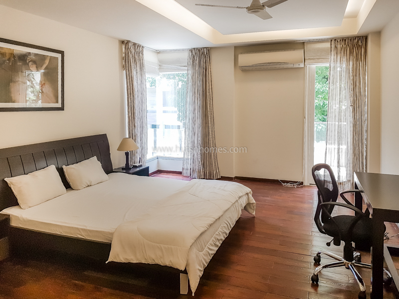 3 BHK Builder Floor For Rent in Defence Colony