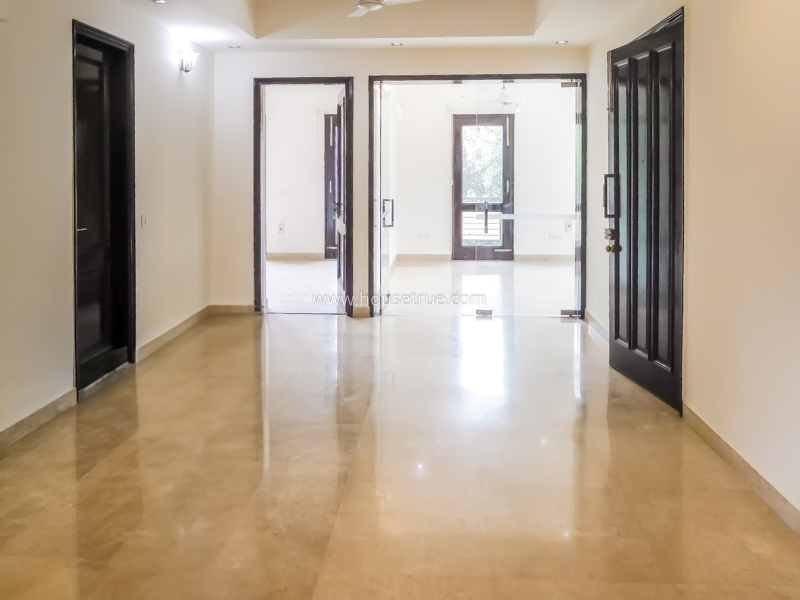 3 BHK Duplex For Rent in Defence Colony