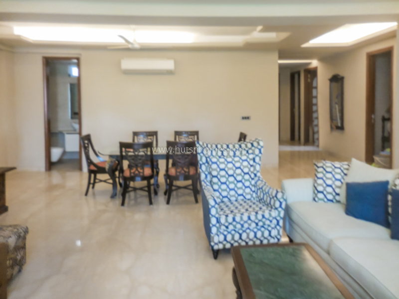 3 BHK Flat For Rent in Defence Colony