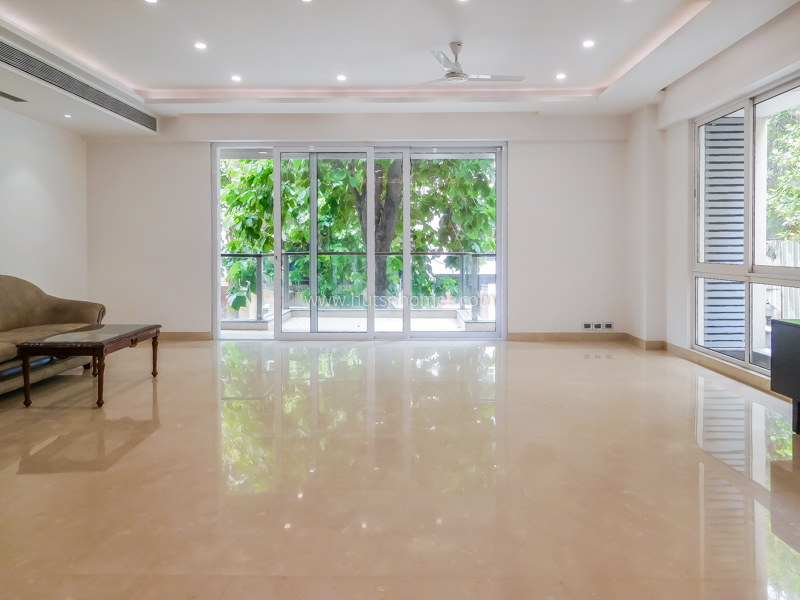 4 BHK Flat For Rent in Vasant Vihar