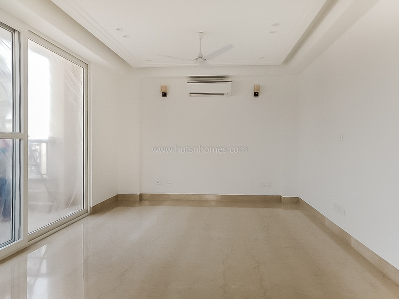 4 BHK Flat For Rent in Anand Niketan