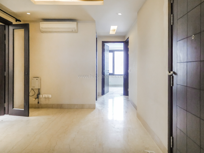 4 BHK Flat For Rent in Anand Niketan