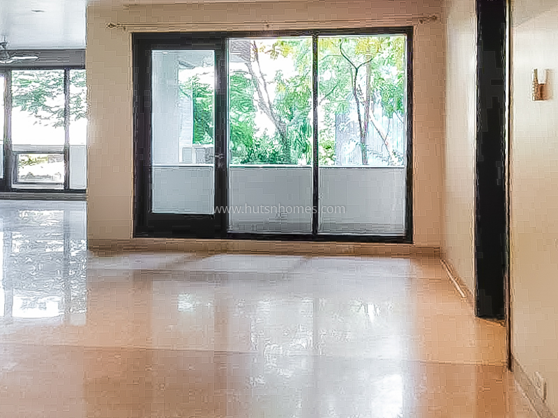 4 BHK Flat For Rent in Vasant Vihar