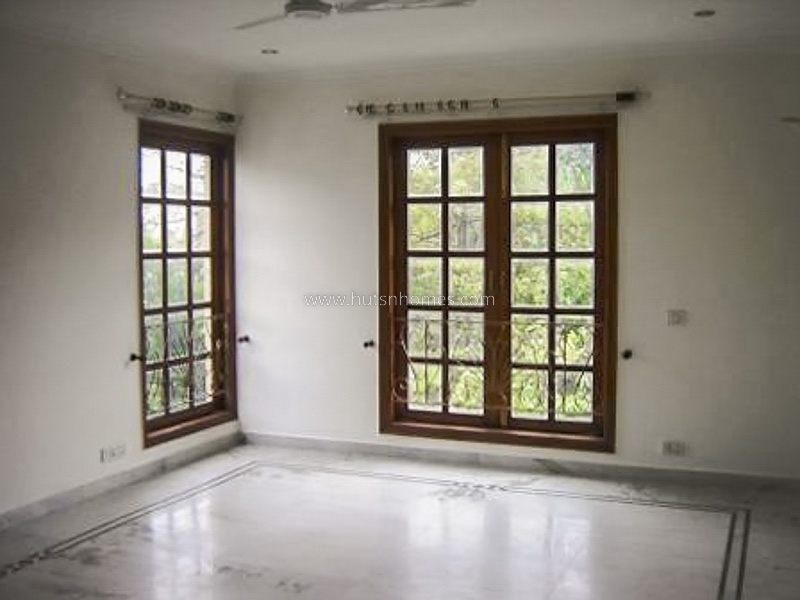 4 BHK Flat For Rent in Vasant Vihar