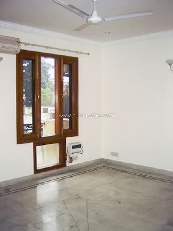 4 BHK Flat For Rent in Vasant Vihar