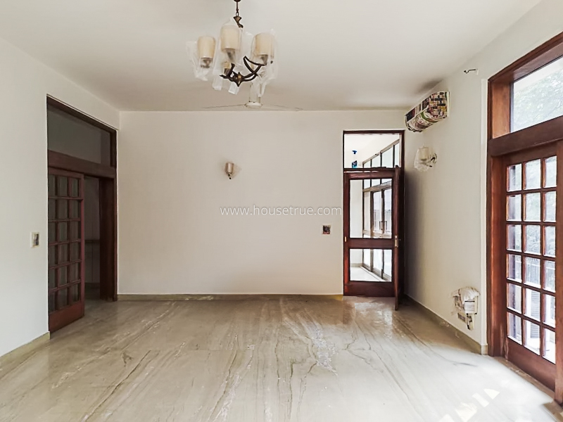 4 BHK Flat For Rent in Vasant Vihar