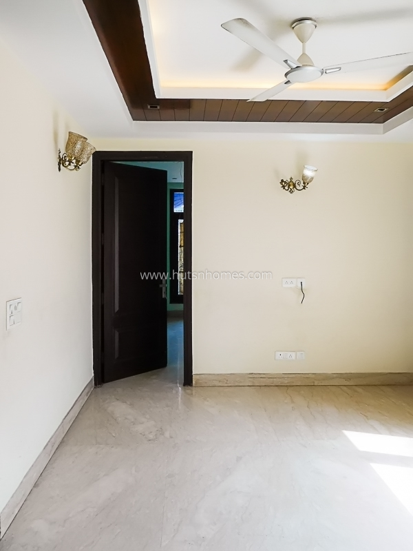 4 BHK Flat For Rent in Greater Kailash Enclave 1