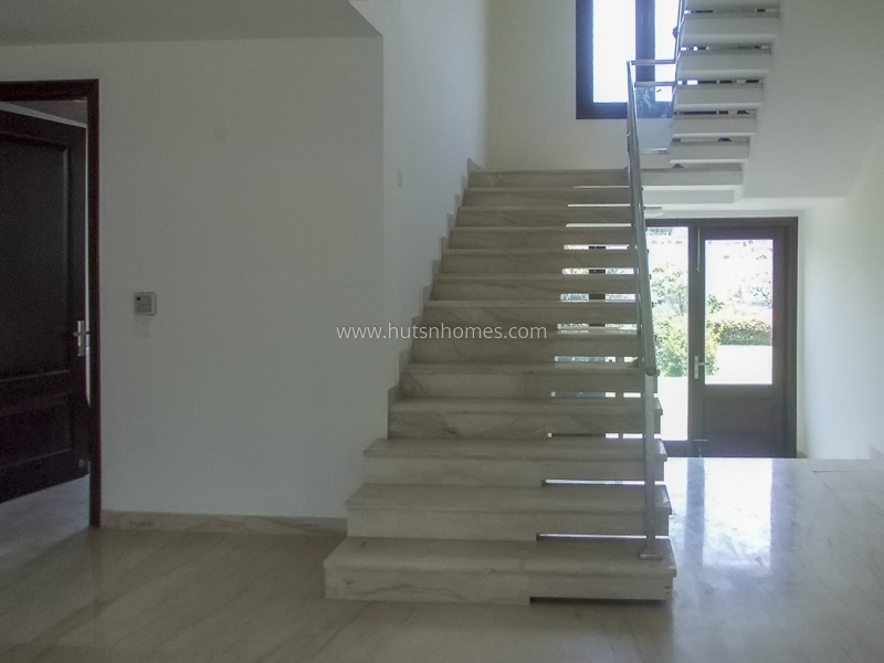 5 BHK Farm House For Rent in Asola