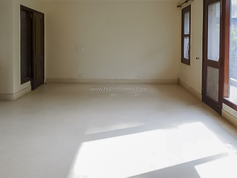 4 BHK Flat For Rent in Greater Kailash Part 2