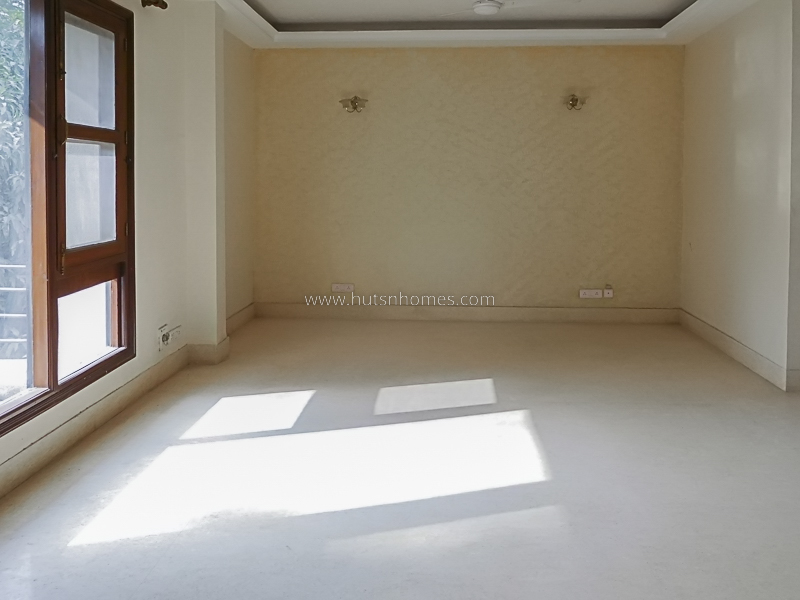 4 BHK Flat For Rent in Greater Kailash Part 2