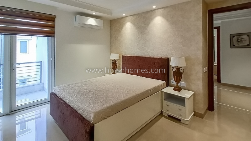 4 BHK Flat For Rent in Defence Colony