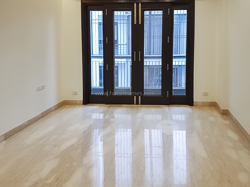 3 BHK Flat For Rent in Defence Colony