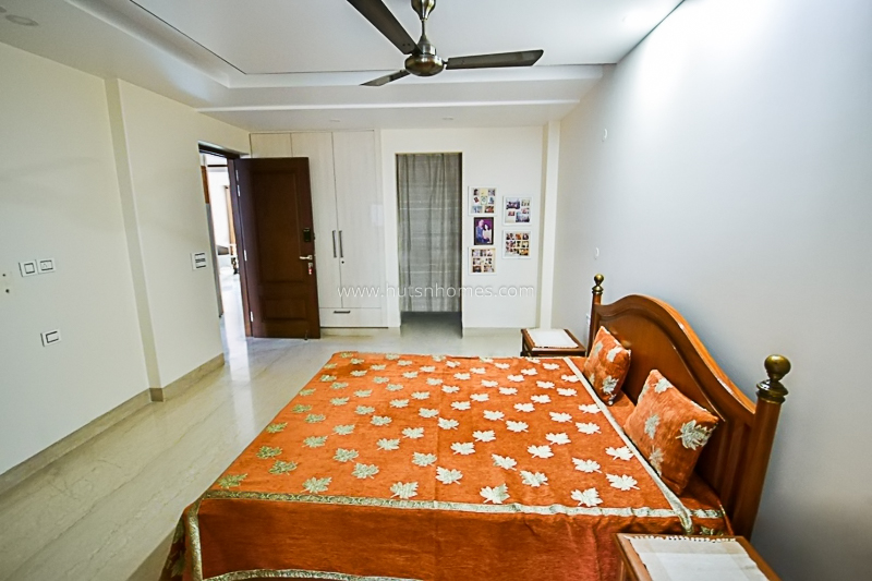 3 BHK Builder Floor For Rent in Nizamuddin East