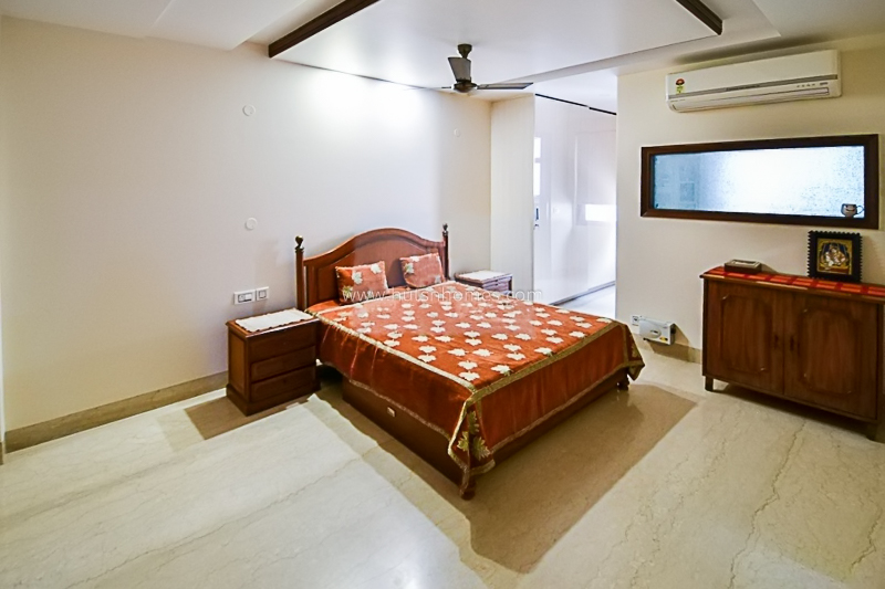 3 BHK Builder Floor For Rent in Nizamuddin East