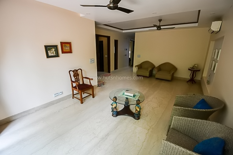 3 BHK Builder Floor For Rent in Nizamuddin East