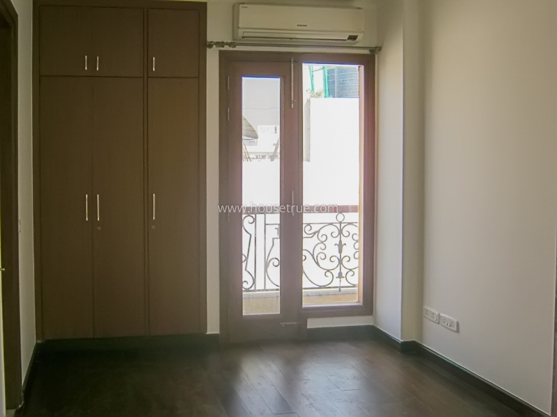 3 BHK Flat For Rent in Vasant Vihar