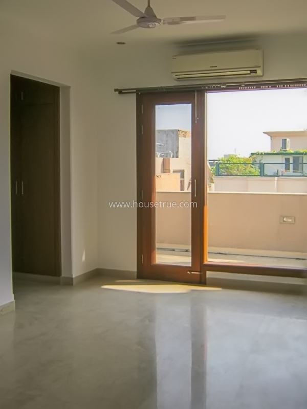 3 BHK Flat For Rent in Vasant Vihar