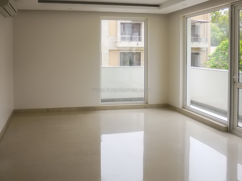 4 BHK Flat For Rent in Defence Colony