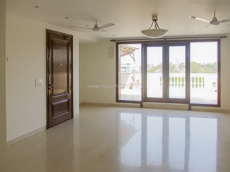 2 BHK Flat For Rent in Greater Kailash Part 1