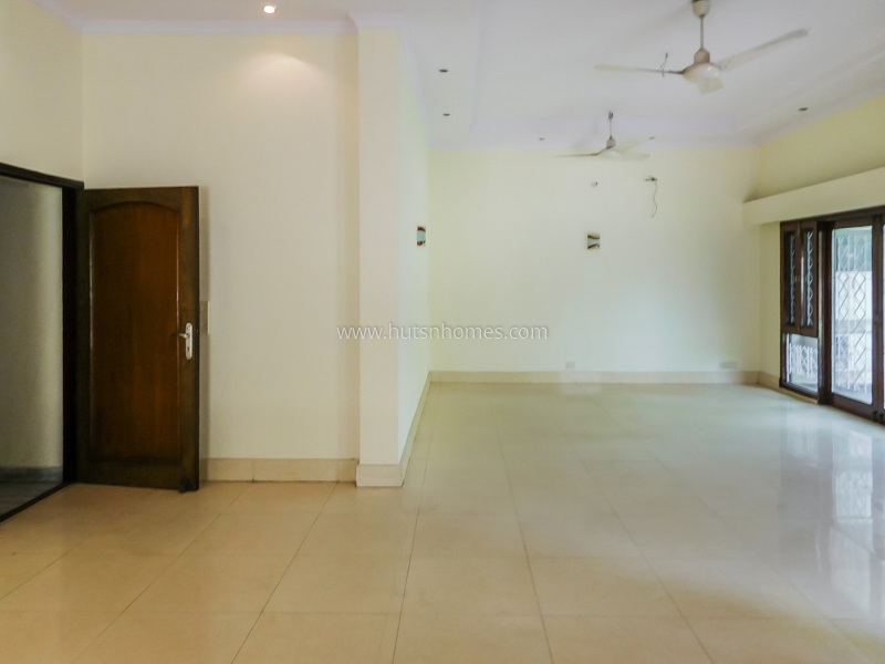 3 BHK Flat For Rent in Greater Kailash Part 1