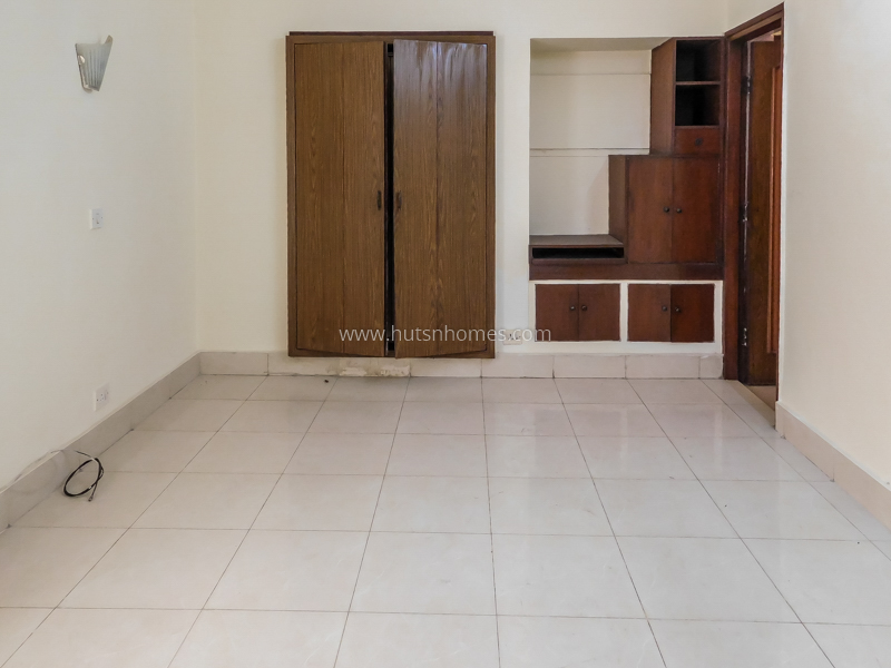 3 BHK Flat For Rent in Greater Kailash Part 1