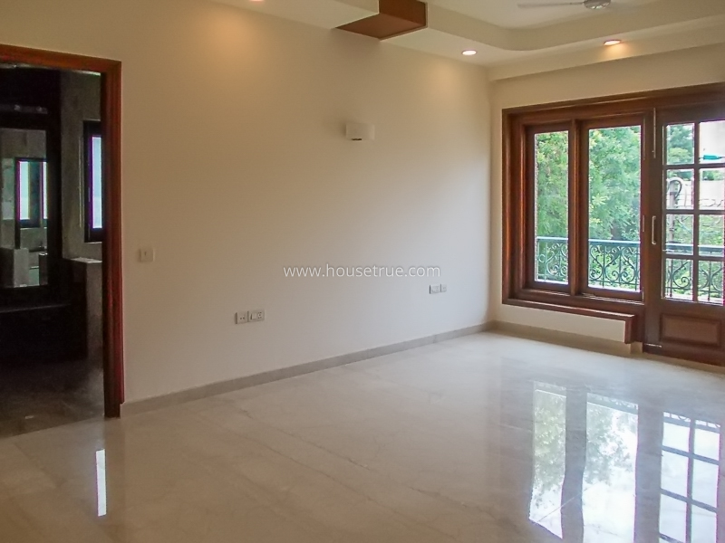 4 BHK Flat For Rent in Vasant Vihar