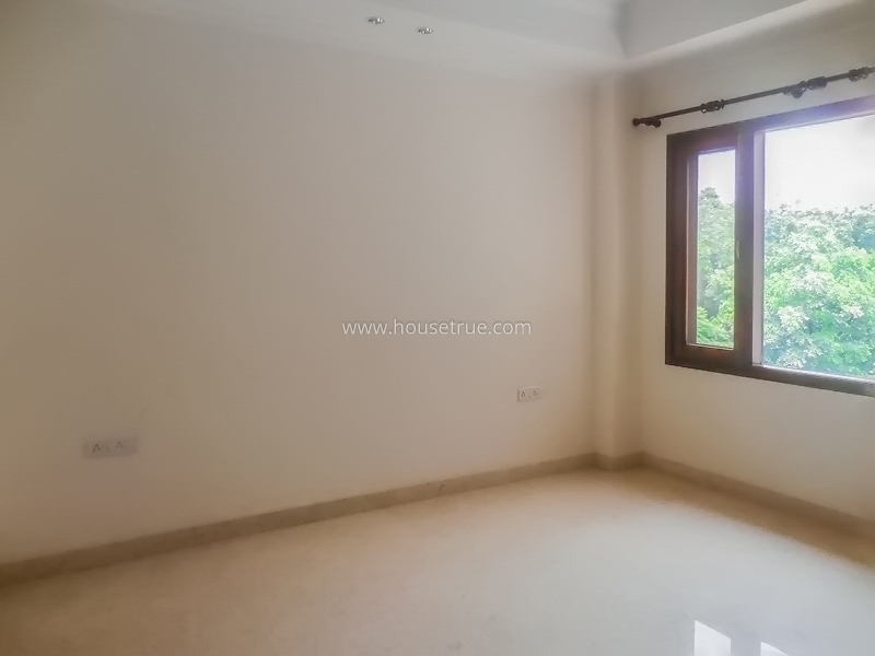 4 BHK Flat For Rent in Vasant Vihar