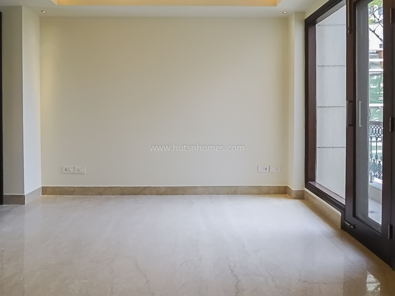 4 BHK Builder Floor For Rent in Vasant Vihar