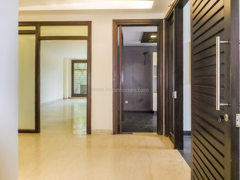 3 BHK Builder Floor For Rent in Vasant Vihar