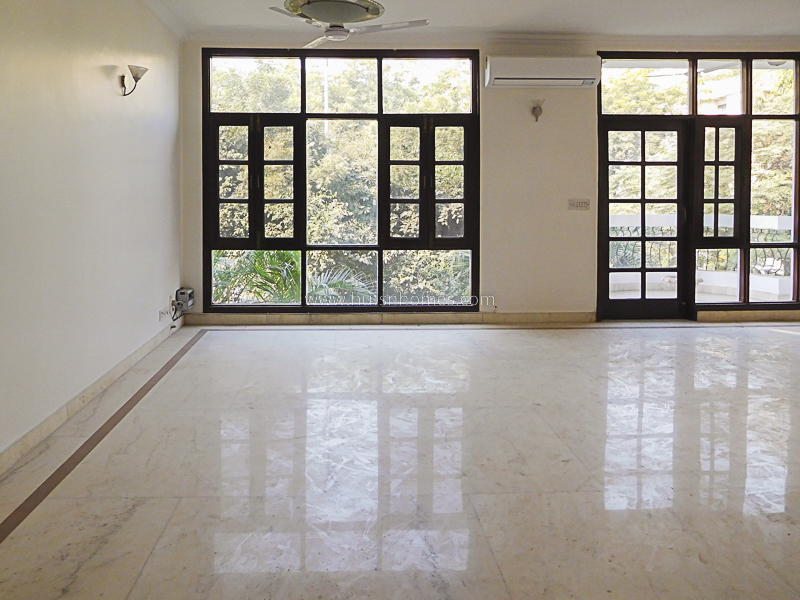 4 BHK Flat For Rent in Vasant Vihar