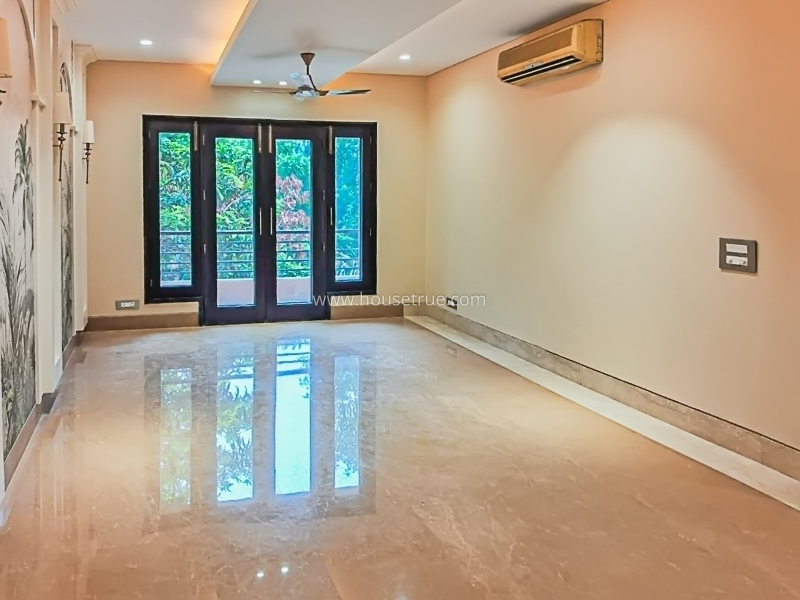 3 BHK Flat For Rent in Chanakyapuri