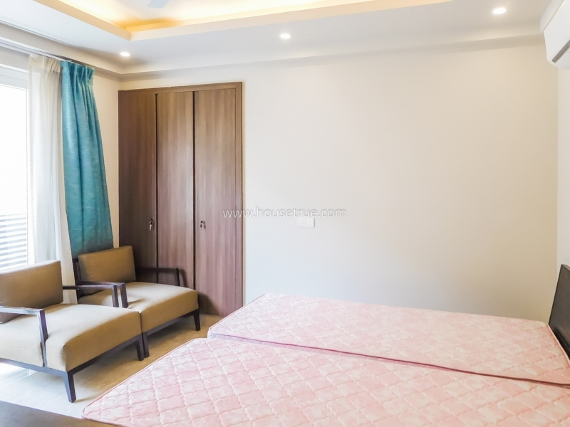 4 BHK Flat For Rent in Vasant Vihar