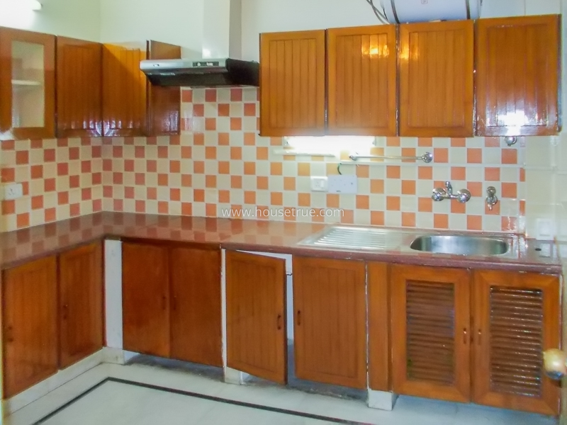 3 BHK Flat For Rent in Chanakyapuri