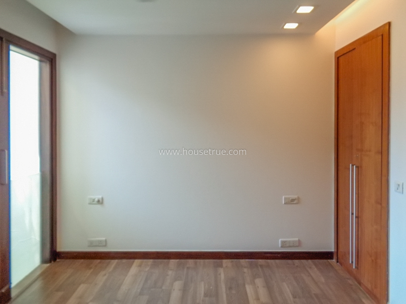 4 BHK Flat For Rent in Vasant Vihar