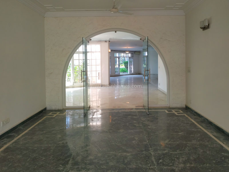 4 BHK Farm House For Rent in Radhey Mohan Drive