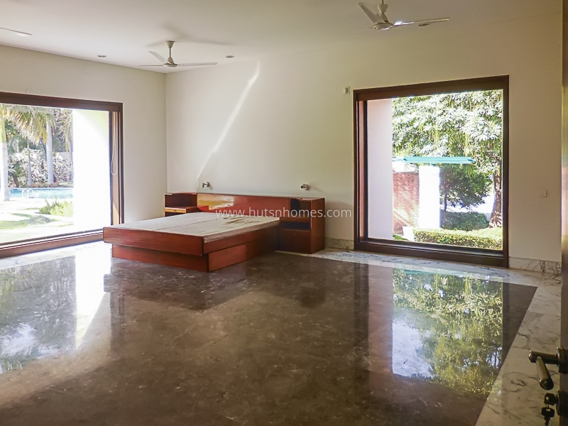 4 BHK Farm House For Rent in Radhey Mohan Drive