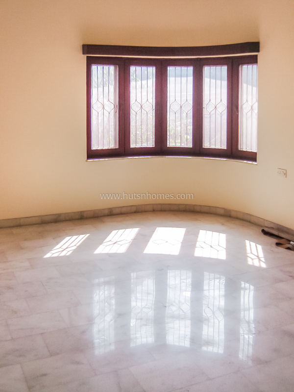 3 BHK Flat For Rent in Anand Niketan