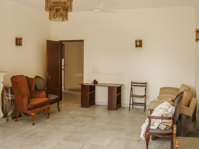 3 BHK Flat For Rent in Anand Niketan