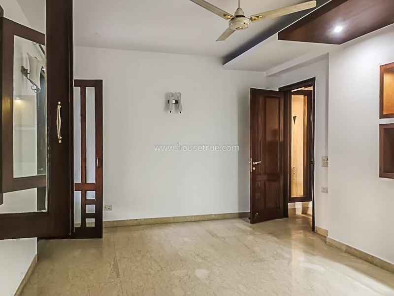 4 BHK Flat For Rent in Green Park Extension