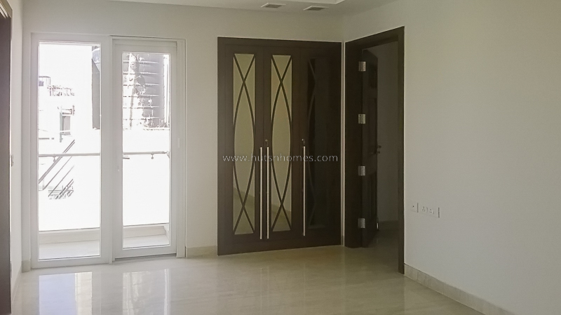 4 BHK Flat For Rent in Hauz Khas Enclave