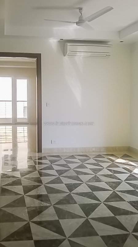 4 BHK Flat For Rent in Hauz Khas Enclave