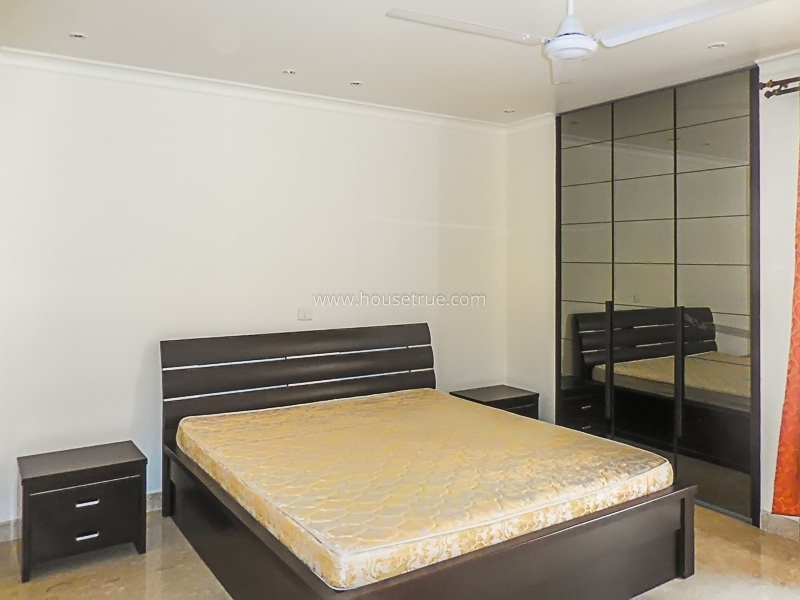 2 BHK Flat For Rent in Hauz Khas Enclave