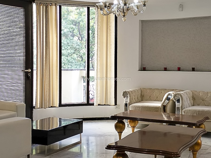 4 BHK Flat For Sale in Vasant Vihar