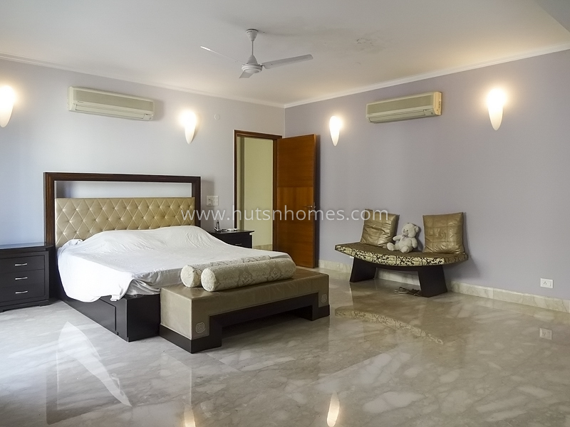 4 BHK Duplex For Rent in Panchsheel Park