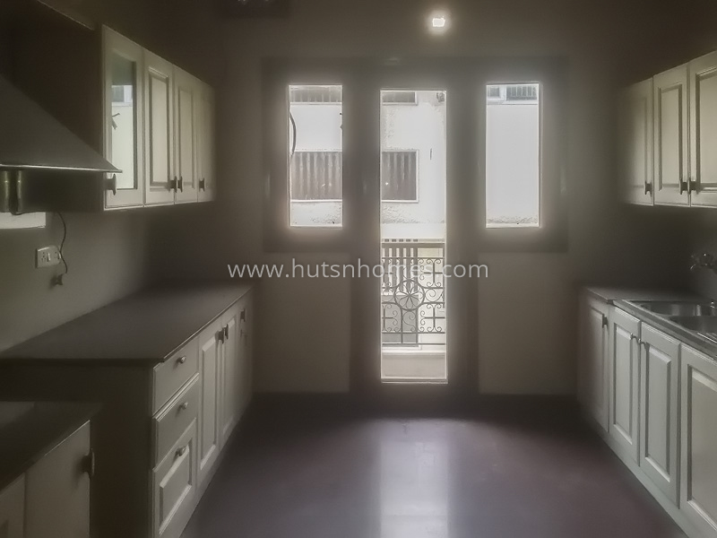 4 BHK Flat For Rent in Panchsheel Park