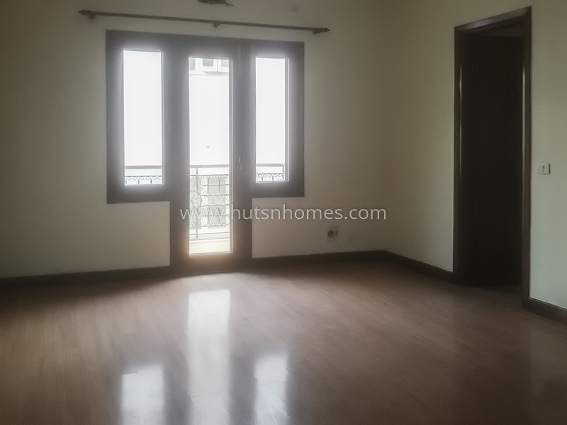 4 BHK Flat For Rent in Panchsheel Park