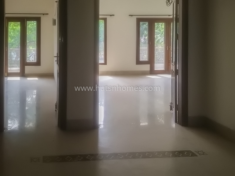 4 BHK Flat For Rent in Panchsheel Park